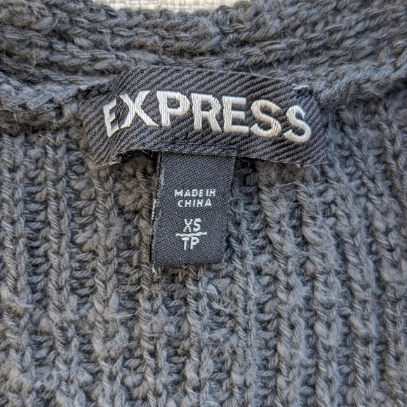 Express gray deep-v sweater - Picture 9 of 9